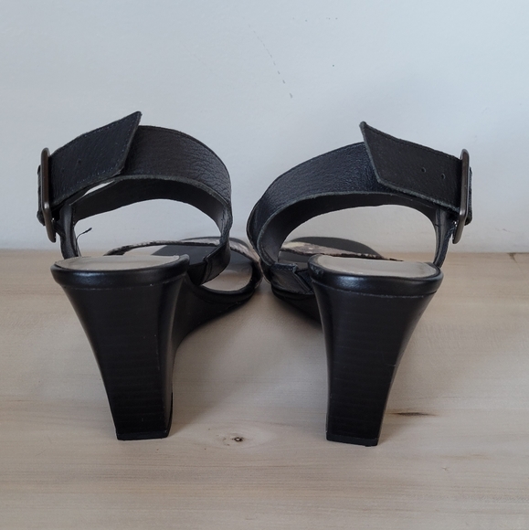 Franco Sarto | Snake skin Hooper Wedge Sandals | Leather black sandals |size - Picture 5 of 7